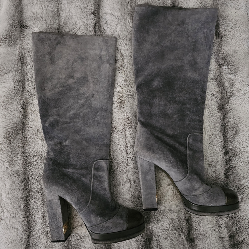 Chanel Interlocking CC Logo Suede Boots